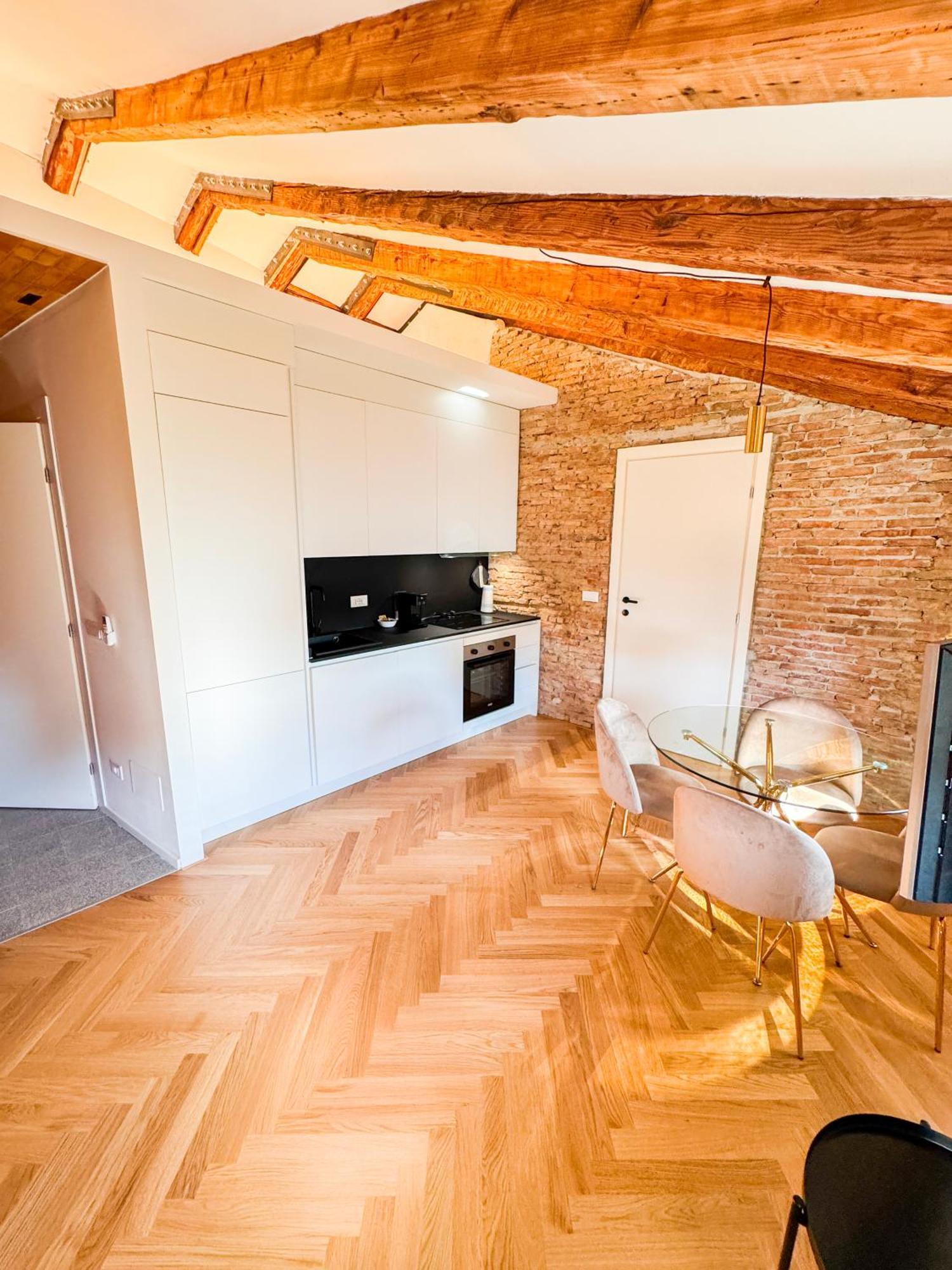 Trieste Boulevard Apartments Bagian luar foto
