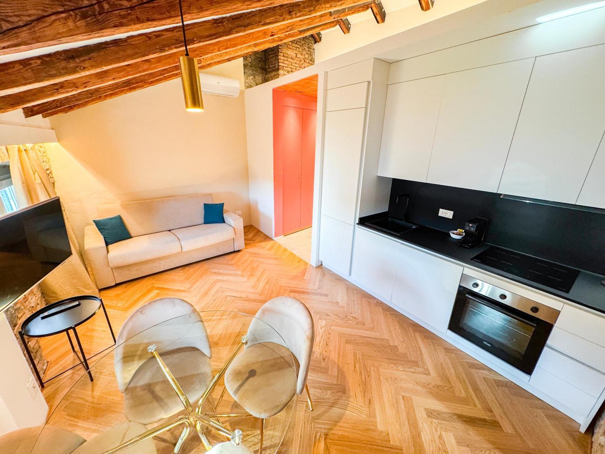Trieste Boulevard Apartments Bagian luar foto